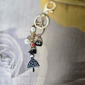 Elegant Black and Gold Charm Keychain